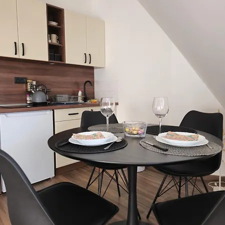 Devetka Diamond Hill