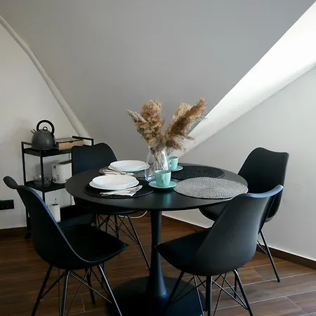Devetka Diamond Hill Apartment